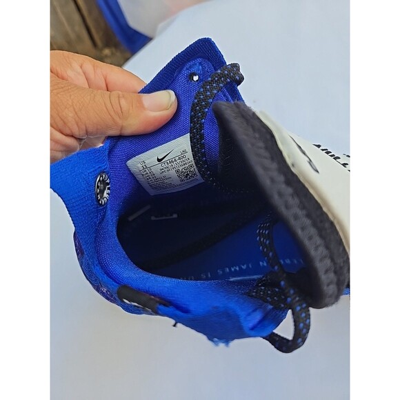 LeBron 17 x Uninterrupted More Than An Athlete Size 11 - Picture 6 of 10